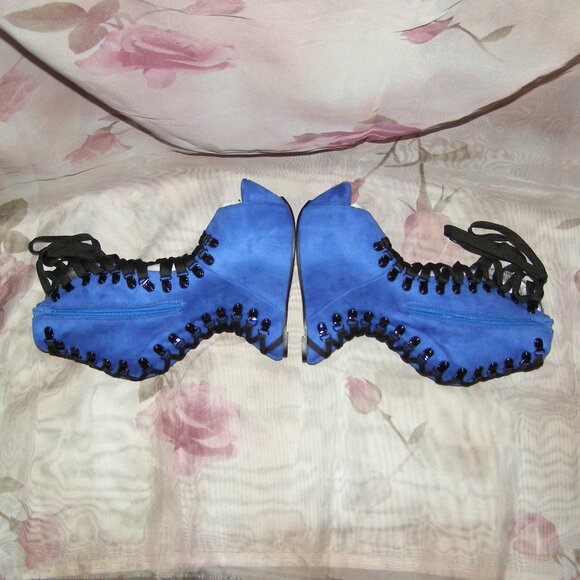 NIB RARE size 9 Bettie Page "Tina" Corset wedges in ROYAL BLUE - Picture 8 of 16